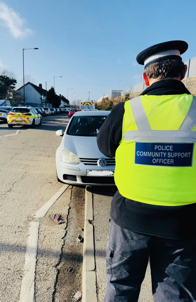 MoseleyHeathWMP's tweet photo. This week 👮‍♂️ we conducted some joint parking patrols in the area with @SpringfieldWMP ⛔️ 🥶 and completed another session with our lovely junior PCSOs at @parkhillmoseley 🏫 we hope you all have a lovely weekend ☀️ and stay safe out there!
 @NKirkpatrickWMP #connectandbuild https://t.co/Dmc59kfH23