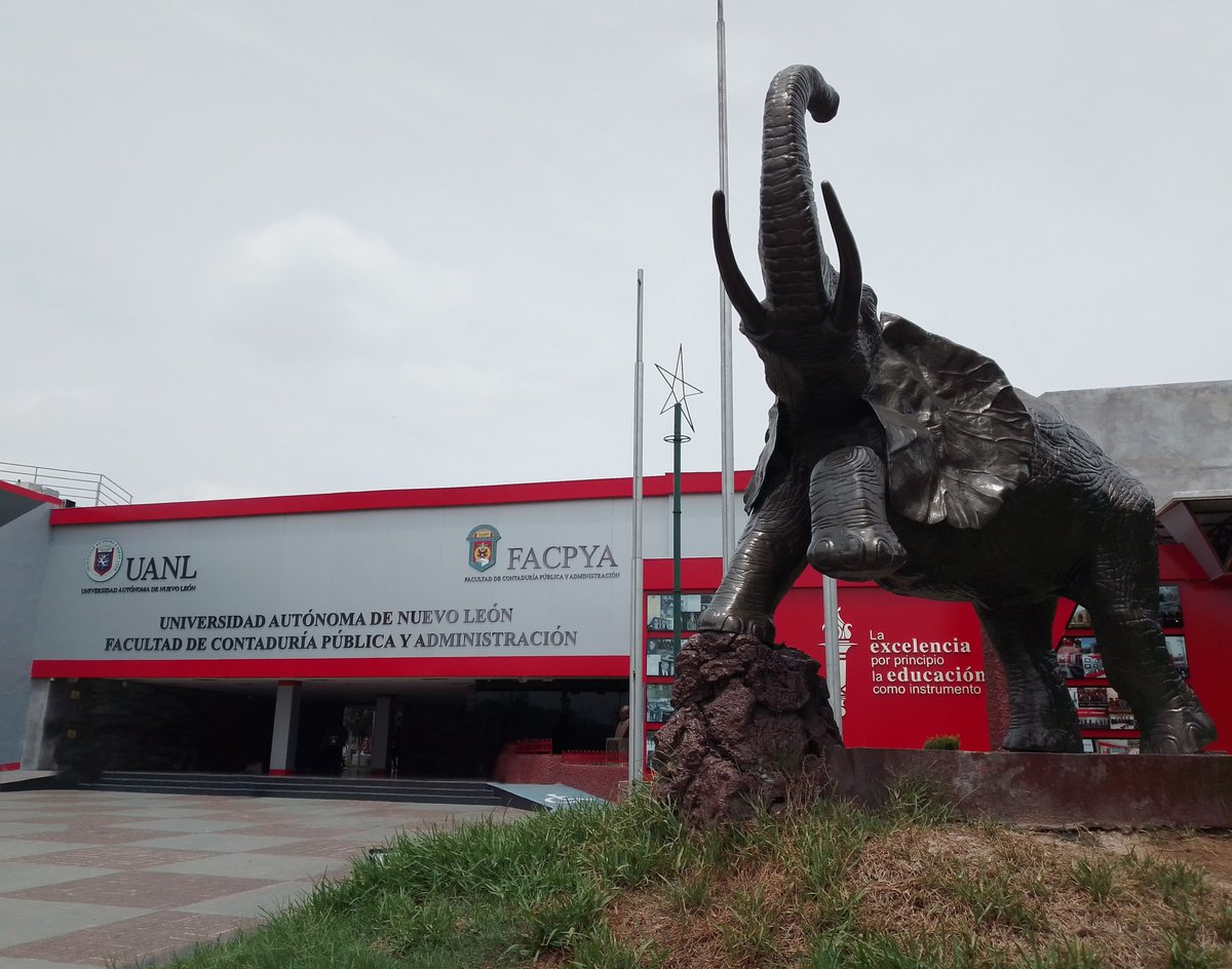 uanl's tweet photo. La fortaleza, la tenacidad y el aprendizaje son propiedades del elefante 🐘, mascota de la #FACPYA, mismas que caracterizan a sus alumnos. Gracias a Javier Rocha por esta #FotoDelDía 📸.

Envíanos tus fotografías al correo: redessociales@uanl.mx https://t.co/jiqASKaUA1