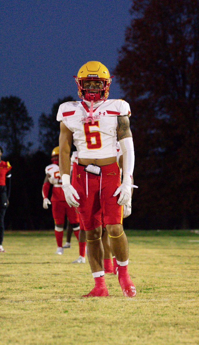 JohnAsuquo25's tweet photo. still looking for a home coaches! I’m a playmaker with a 2nd gear💨 film https://t.co/wGjkLSD1X3 @OLMC_CoachWard @NooffseasonMD @CoachJay34 https://t.co/XmrhspvFFW