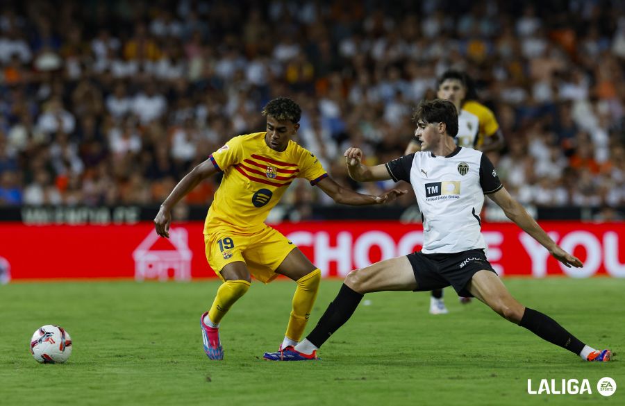 📻#LíniaDeFons 

🎆Exaltació

🗞️23:05 h: informació 

🗣️A partir de les 23:30 h: tertúlia amb <a href="/salvafolgado/">salva folgado 🦊</a>, <a href="/jcvalldecabres/">JUAN CARLOS</a> i <a href="/paulalerinm/">Paula Lerín</a>
 
🎙️<a href="/ximotamarit/">Joaquín 🇪🇸</a> i <a href="/amparo1580/">Amparo</a>

🎧Pots seguir el programa ací👇 

▶️web.apunt.es/RàdioEnDirecte