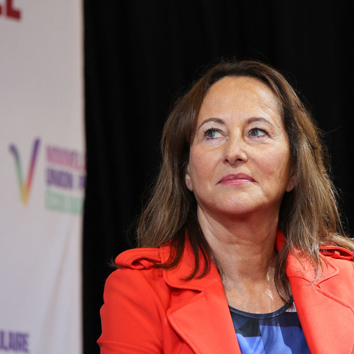 PMU_Betclic's tweet photo. Dorothée c'est tout notre jeunesse, on a tous grandi avec elle, on l'aime 😍...puis est arrivée Ségolène Royal qui à dénoncer à l’époque la violence des mangas diffusés dans l’émission jeunesse. elle est responsable de l'arrêt du Club Dorothée 😡 👎 

#MerciDorothee https://t.co/6pkPQJXi4P