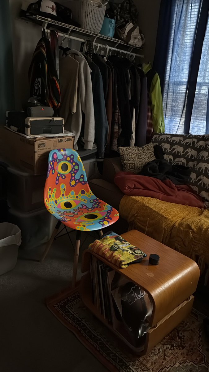 Painted this chair <a href="/trippyvizion/">TRIPPYVIZION™</a>