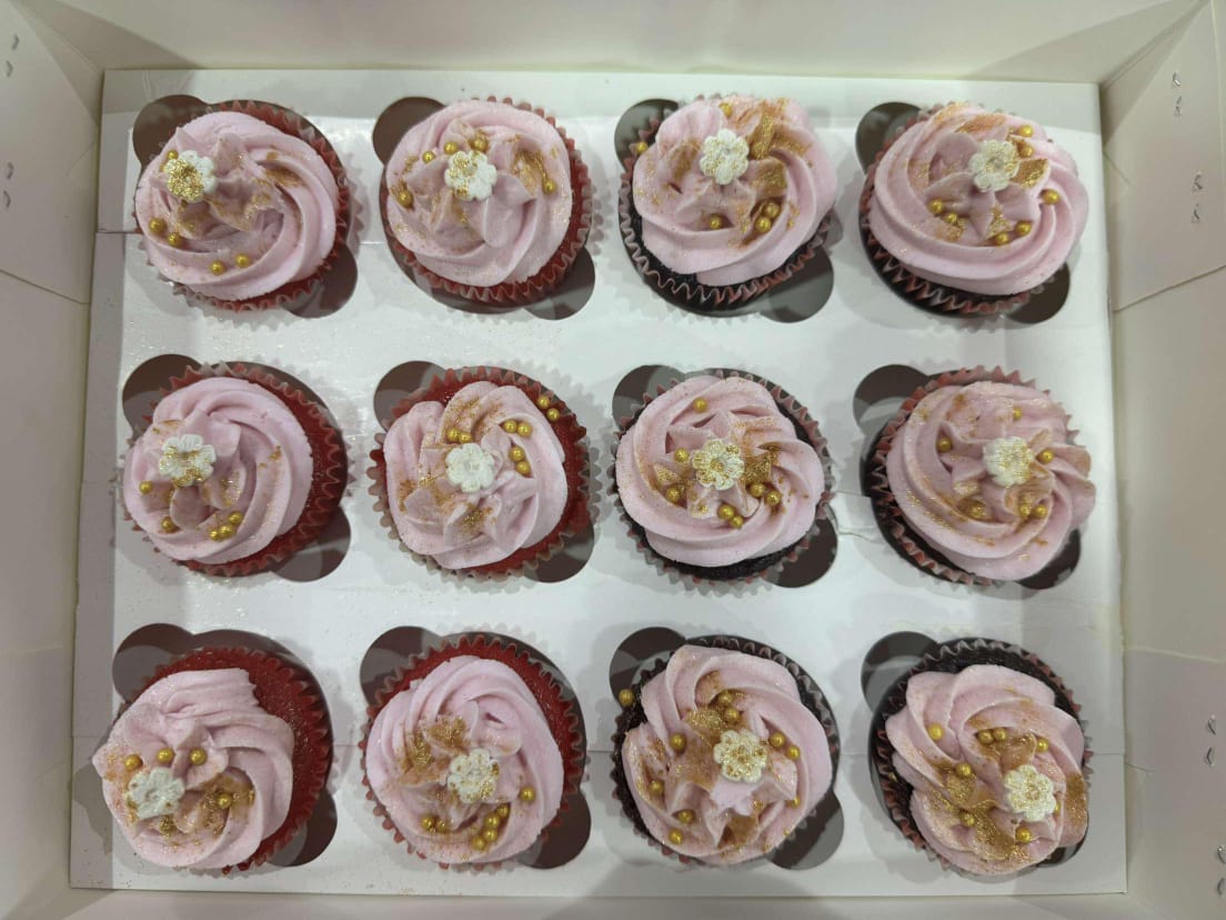 OjoObaRihanot's tweet image. Birthday weekend with my sisters 💕  In love , laughter , hugs and cheers #ThirtyFree #ThirtyThree