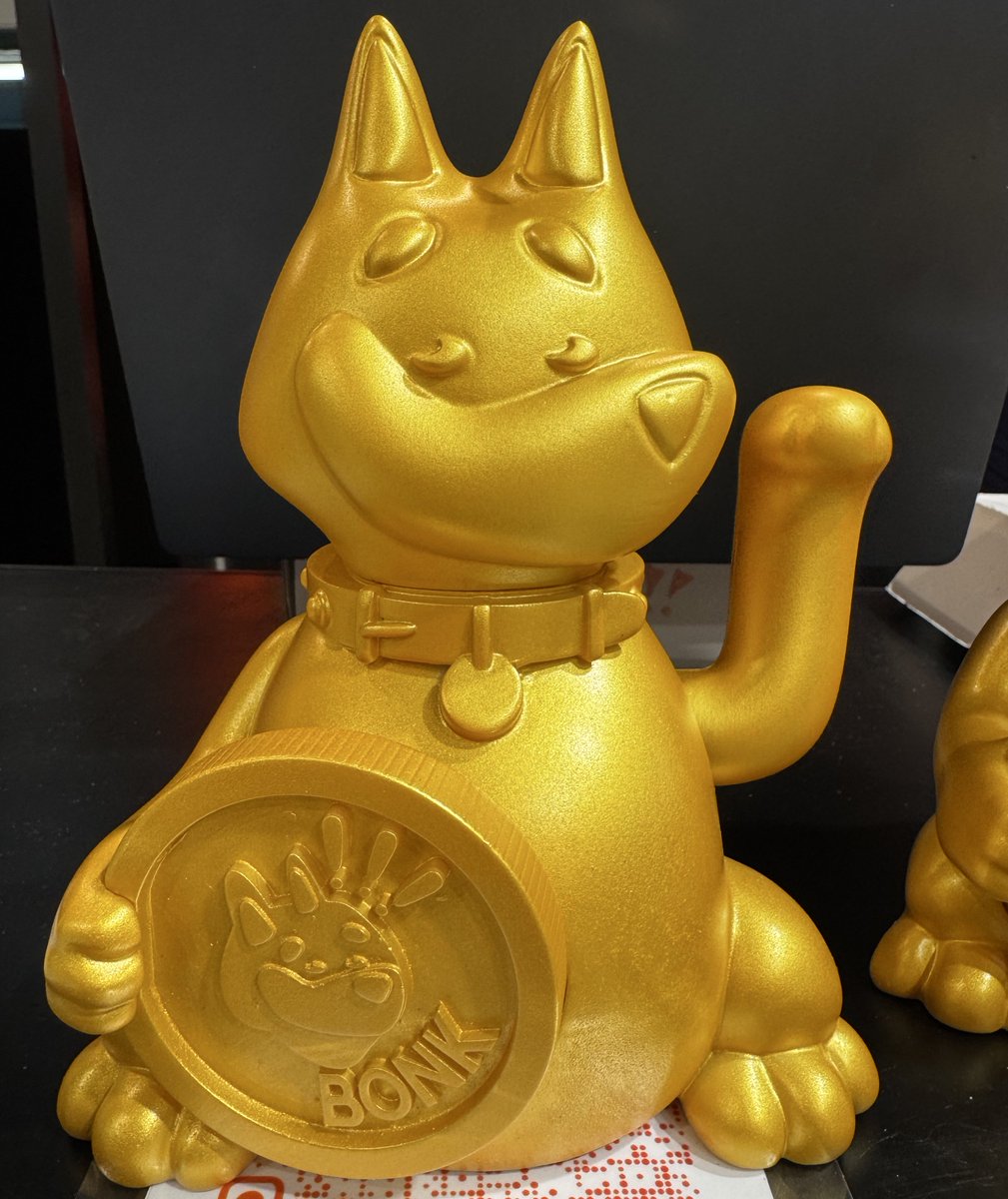 bonk_inu's tweet image. Celebrating the New Year for Lucky Paw holders, new and old❗️❗️❗️

Everyone gets $BONK for posting and submitting in the Lucky Paw Platform🐾 

Get ready for Lunar New Year and your BONKmark Red Envelope👀