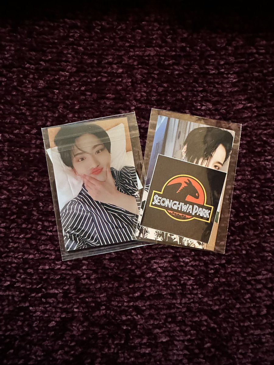 chogihwas's tweet photo. is anyone going to the #ateezinAmsterdam tour that lives near rotterdam and wants to pick up loads of freebies packages and loose stickers? I don't need them and am not going :) #ATEEZ #TowardsTheLight #AteezinAmsterdam #AteezinEurope https://t.co/T8GRLrRQk7