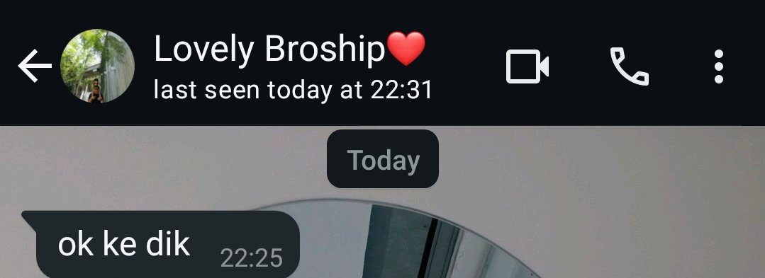 Yang selalu hadir, ada dan muncul disaat adik dia x ok. Firasat dia selalu betul. Bila kau pilih untuk byk diam, tp bila dgn dia, he just said "Adik ok?" terus keluar air mata and all story cerita. Tp dgn org lain kau x cita pape pun