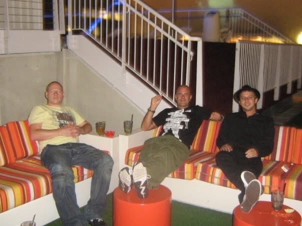 ScottAttrill's tweet photo. found this picture aswel - this is myself with Brisk & Ham - think its the only picture ever taken of all three of us together - taken on the roof of The Standard Hotel in Los Angeles in 2008 x #djham #djbrisk #vinylgroover #losangeles #standardhotel #downtownlosangeles https://t.co/vMYp30f7pg