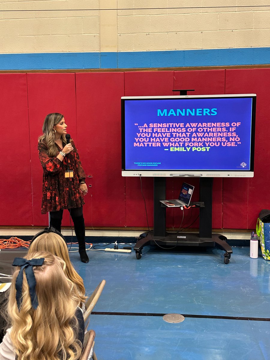RVSDPanthers's tweet image. Thank you to Kelsey Pilotta from @IUPCPDC for leading an etiquette lunch with our elementary Athena Clubs! 🌟 And special thanks to the RV Cantina, Rising Educators, parent volunteers &amp;amp; advisors for making this event a success! 👏

@RVSDSuper @RVSDBES @SbgPrincipal
