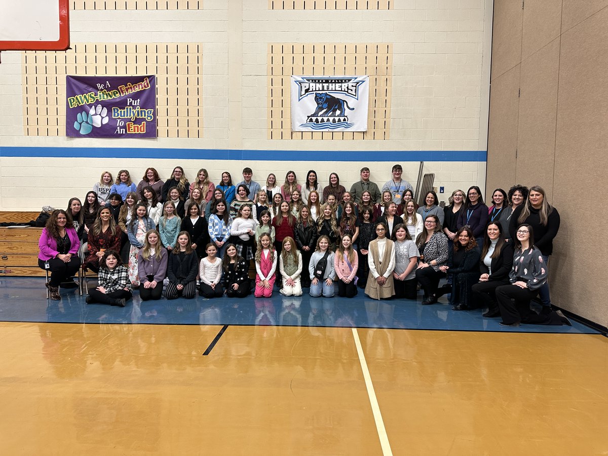 RVSDPanthers's tweet image. Thank you to Kelsey Pilotta from @IUPCPDC for leading an etiquette lunch with our elementary Athena Clubs! 🌟 And special thanks to the RV Cantina, Rising Educators, parent volunteers &amp;amp; advisors for making this event a success! 👏

@RVSDSuper @RVSDBES @SbgPrincipal