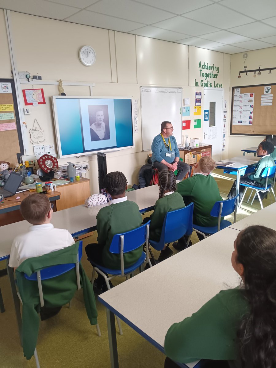 olvschool's tweet photo. Year 6 had a visit from Mr Watson today who told us about his Dad's time in the Navy during World War II on board HMS Snapdragon. He showed us the medals he was awarded and his Grandad's medal from World War I π’π @bcw_cat #olvHistory https://t.co/pYS5AAgFMQ