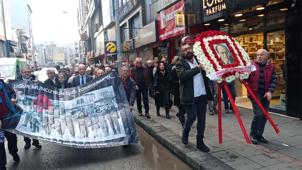 AriBahaddin's tweet photo. Madenci Anıtı’ndan İnönü Parkı’na: Uğur Mumcu’ya Vefa Yürüyüşü https://t.co/pCtT9L9kGO https://t.co/LZYE4Awuff