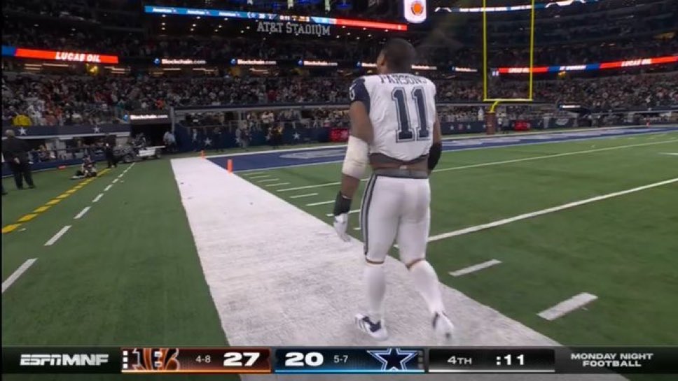 demcowboysfan's tweet photo. It's been real cowboys nation, but I am officially #out 

Jerry broke me https://t.co/p3LgFOzVCx