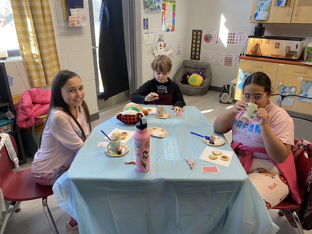 Mrs. Houchens (@houchensmrs) on Twitter photo We had a royally delightful time at our “tea party.” However, we were not fans of the unfair taxes imposed by King Ryker II, but we secretly enjoyed getting tarred and feathered when we ran out of pieces (Smarties 😉) to pay our taxes 👑🇬🇧 <a href="/plainviewElem/">Plainview Elementary School</a> We had a royally delightful time at our “tea party.” However, we were not fans of the unfair taxes imposed by King Ryker II, but we secretly enjoyed getting tarred and feathered when we ran out of pieces (Smarties 😉) to pay our taxes 👑🇬🇧 <a href="/plainviewElem/">Plainview Elementary School</a>