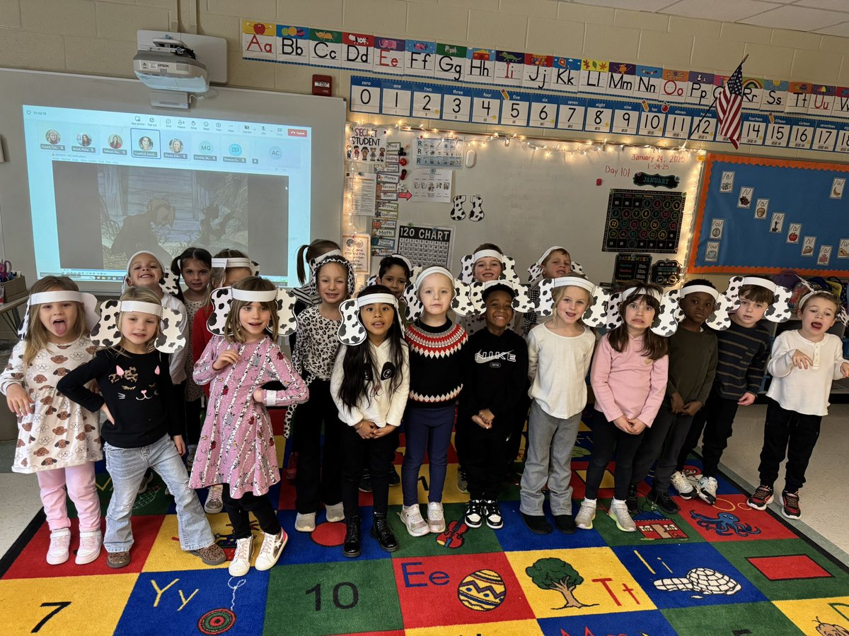 Athena Cira tweet media