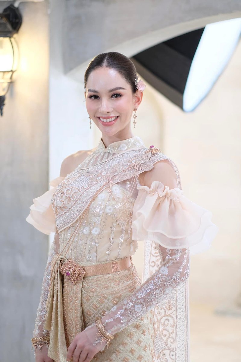 Thep_makeup's tweet photo. ดูแลคุณ #แอนนาเสืองามเอี่ยม มิสยูนิเวิร์สไทยแลนด์
ถ่ายแบบนิตยสาร Wedding Creation Magazine
#ชุดไทยเทพฤทธิ์

📞094-351-4369
IG:thepmakeup_thailand
LINE ID:thep7890

#ช่างแต่งหน้ากรุงเทพ #ช่างแต่งหน้าเจ้าสาว #หาช่างแต่งหน้าเจ้าสาว #ช่างแต่งหน้ามืออาชีพ #ช่างแต่งหน้าอุบล https://t.co/ojNTVDwcsK