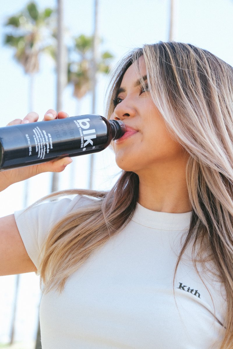 Boost your natural energy with blk. water! Packed with fulvic acid, it helps your body absorb nutrients more efficiently, giving you the sustained energy you need—without the crash.⚡️💧