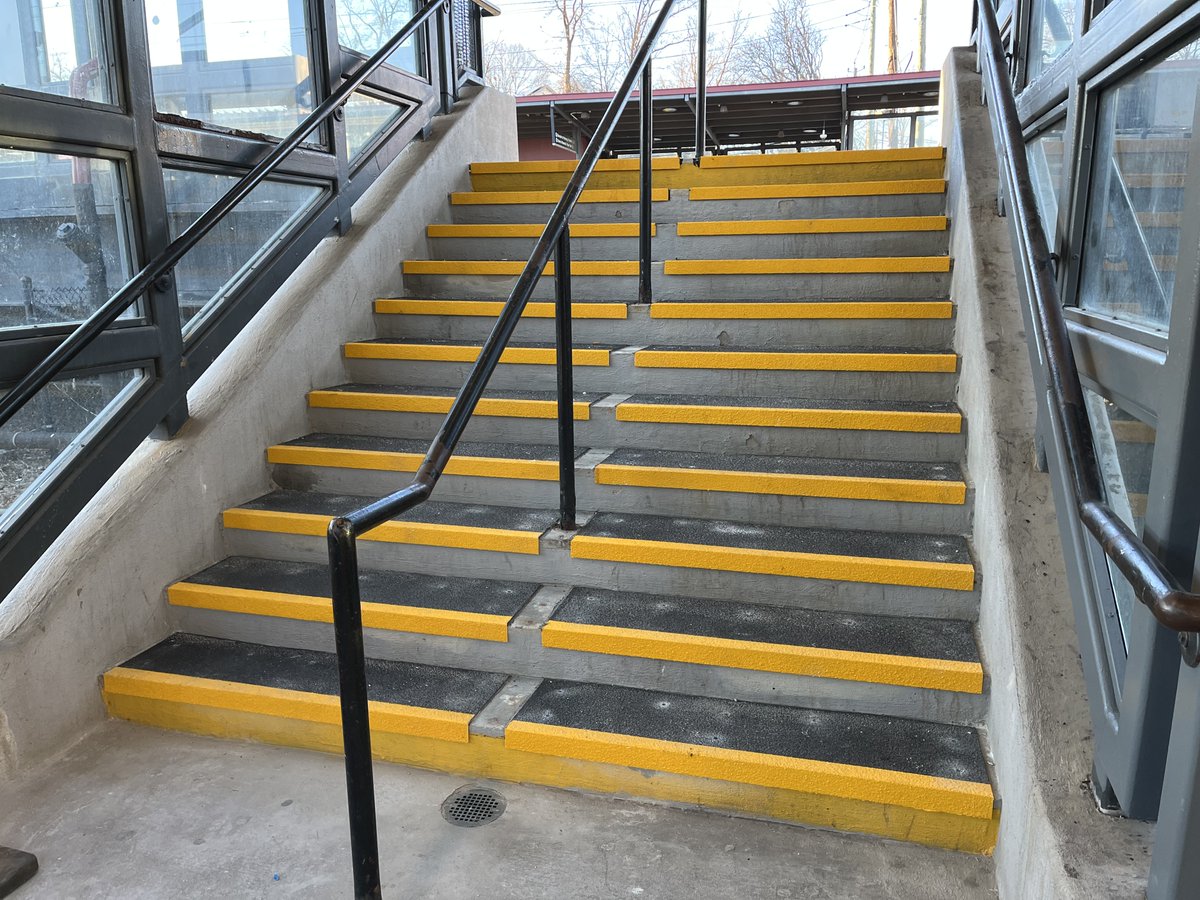 NJ TRANSIT tweet media