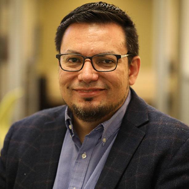 Baylor University (@baylor) on Twitter photo With technologies like AI, society often thinks "Can we?" but not "Should we?"
<a href="/BaylorECS/">Baylor ECS</a>' Dr. Pablo Rivas, a leading voice for ethics in tech, discusses this & more -- on the latest Baylor Connections:
🎧 Listen: bit.ly/3WtguE4
📱 Subscribe: apple.co/2XMUNOd With technologies like AI, society often thinks "Can we?" but not "Should we?"
<a href="/BaylorECS/">Baylor ECS</a>' Dr. Pablo Rivas, a leading voice for ethics in tech, discusses this & more -- on the latest Baylor Connections:
🎧 Listen: bit.ly/3WtguE4
📱 Subscribe: apple.co/2XMUNOd