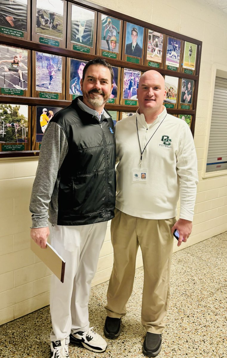 Mark Perry (@coachperry_uk) on Twitter photo Went by Owensboro Catholic to visit with Coach Jason Morris this afternoon. He led the Aces to an outstanding 2024 season, finishing as the 2A State Runner Up!! <a href="/OCath_Football/">Owensboro Catholic Football</a> <a href="/JasonMorris02/">Jason Morris</a> #BBN Went by Owensboro Catholic to visit with Coach Jason Morris this afternoon. He led the Aces to an outstanding 2024 season, finishing as the 2A State Runner Up!! <a href="/OCath_Football/">Owensboro Catholic Football</a> <a href="/JasonMorris02/">Jason Morris</a> #BBN