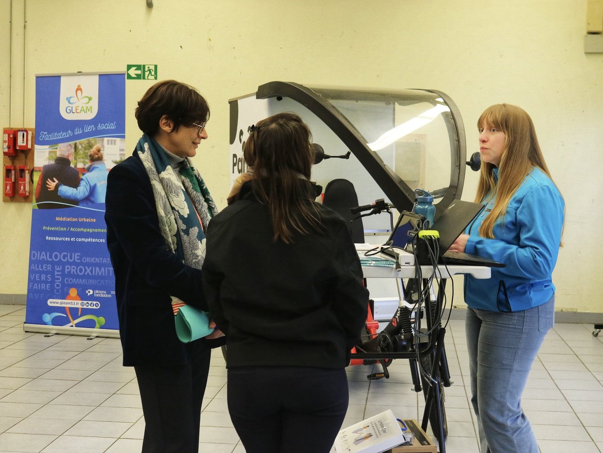 GLEAMPimms's tweet photo. Présentation de nos actions de médiation sociale à @MagGaspari @Prefet53. Des échanges riches et de qualité pour illustrer le quotidien de nos médiateurs et médiatrices. Un grand merci 🙏.
La prochaine fois, on prévoira aussi le soleil ☀️😉 https://t.co/eRsVQx6oiB