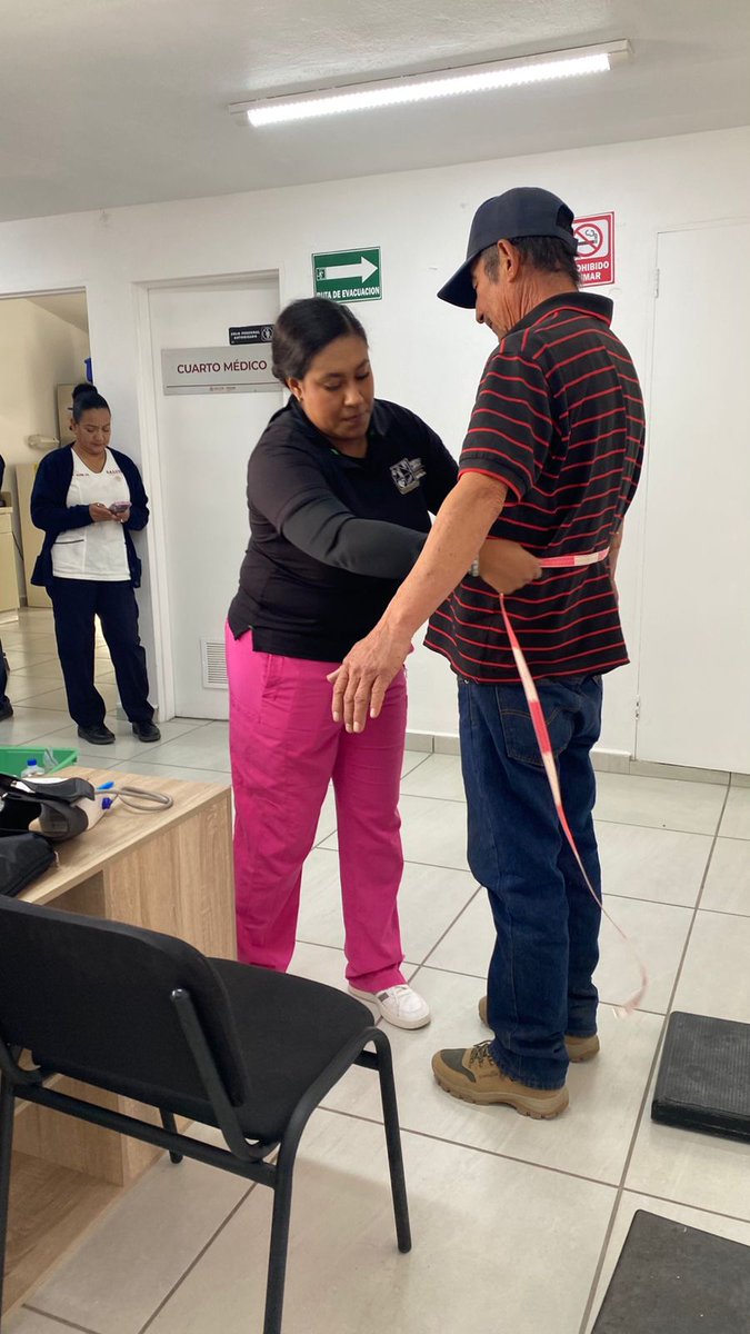 ssaludsonora's tweet photo. Personal del #DistritodeSalud02, en coordinación con SEMAR e IMSS Bienestar, realizaron una Jornada de Atención Médica de Primer Contacto en Lugares de Difícil Acceso en el Municipio de Sáric, Sonora.

#SaludSonora https://t.co/krbmsAgKPf