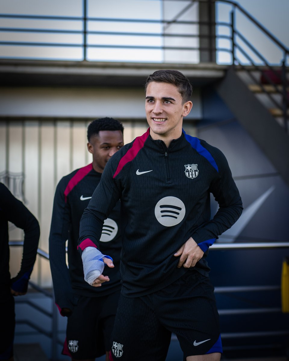 明るいムードが伝わる練習風景🌱 #ForçaBarça💪
