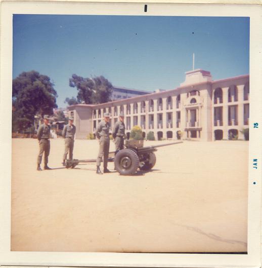 Instrucción con cañón antitanque de 57mm en Valparaiso, enero 1975. #ejercitodechile