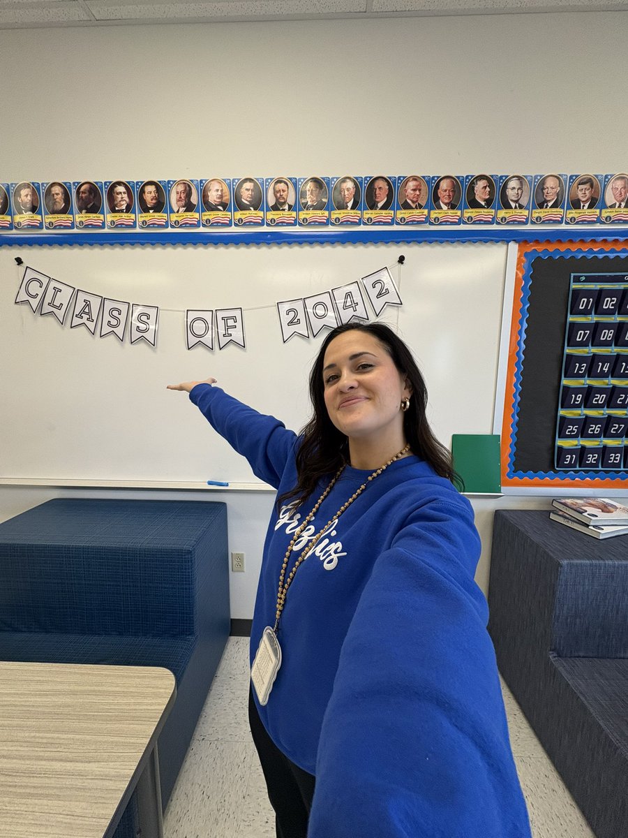 spezzelle's tweet photo. From their first day in the nursery, to graduation day a week and a half later. These sock babies, and their parents, have grown so much ๐ฅน #wsdlearns #appsychology https://t.co/mVc6EYquaA