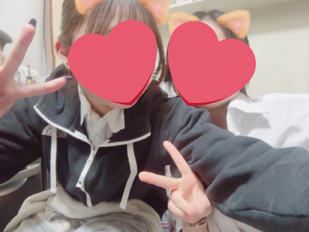 今年初の出勤無事退勤です(*^▽^*)
初めての方とたくさんお話ができてとても楽しかったです！
かわいいいちごちゃんと！🍓✨