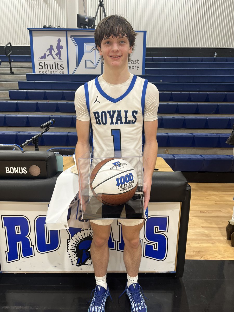 AustinGredig24's tweet photo. 🏀🏆1000 POiNT CLUB🏆🏀 https://t.co/7hsm1tXgOK