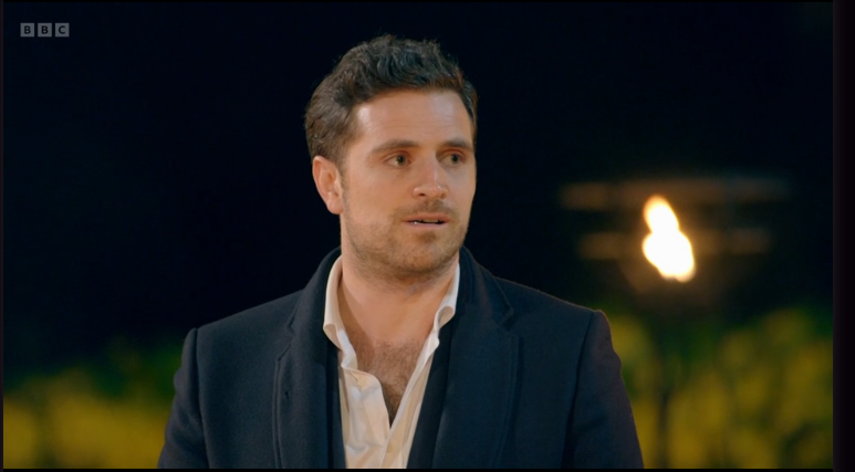 Alexander was completely robbed. The person who most deserved to win. The best person of the season. He had everything against him from the start. 

It doesn't even make sense for him to be a traitor. 

I couldn't care less about the winner now. 

 #TheTraitors