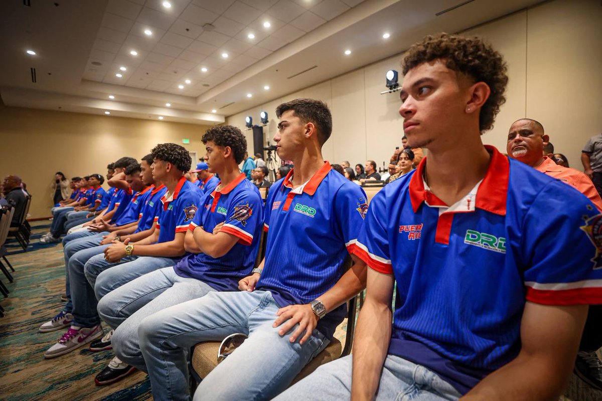 ⚾️⭐️ La delegación de Puerto Rico para el DIBAT 2025 ya tiene su uniforme para el torneo que comienza el 1 de febrero y se extiende hasta el 9 de febrero. Además, se firmó un acuerdo entre <a href="/WIPRTV_Oficial/">WIPR TV</a> y el DRD para la transmisión televisiva de los 47 partidos.
