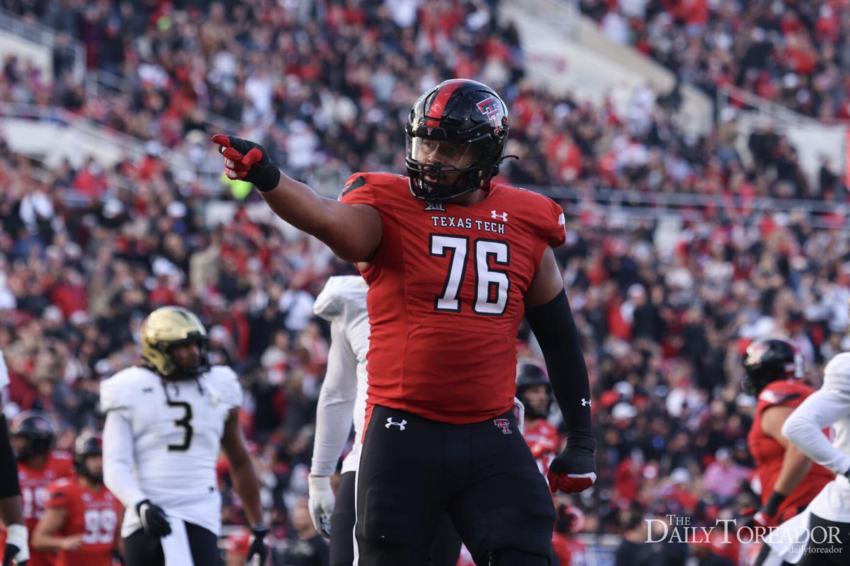 TristanDare2027's tweet photo. #AGTG After a great conversation with @GarretMcGuire, I am blessed to receive an offer from Texas Tech University! 
@JoeyMcGuireTTU @ClayMcGuireTTU 
@TexasTechFB #WreckEm #GunsUp 

@coachrdodge @coachvictorgill 
@CoachTibbitts @CoachRazloznik @SLC_Recruiting https://t.co/QqRpWRiOQq