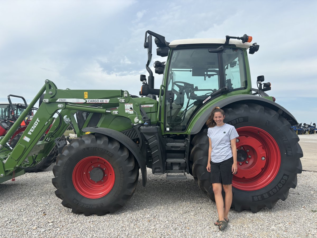 Parallel Ag (@parallelag1) on Twitter photo Alex Deimling came all the way from her home country of Germany to see our <a href="/fendt/">Kurt Fendt</a> tractors at the Montgomery City store!
๐ธ : Eric Van Horn, Montgomery City General Manager Alex Deimling came all the way from her home country of Germany to see our <a href="/fendt/">Kurt Fendt</a> tractors at the Montgomery City store!
๐ธ : Eric Van Horn, Montgomery City General Manager