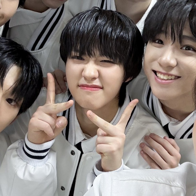 juwonsource's tweet image. park juwon MEMBER OF AHOF
#박주원 #PARKJUWON 
#아홉 #AHOF #유니버스리그