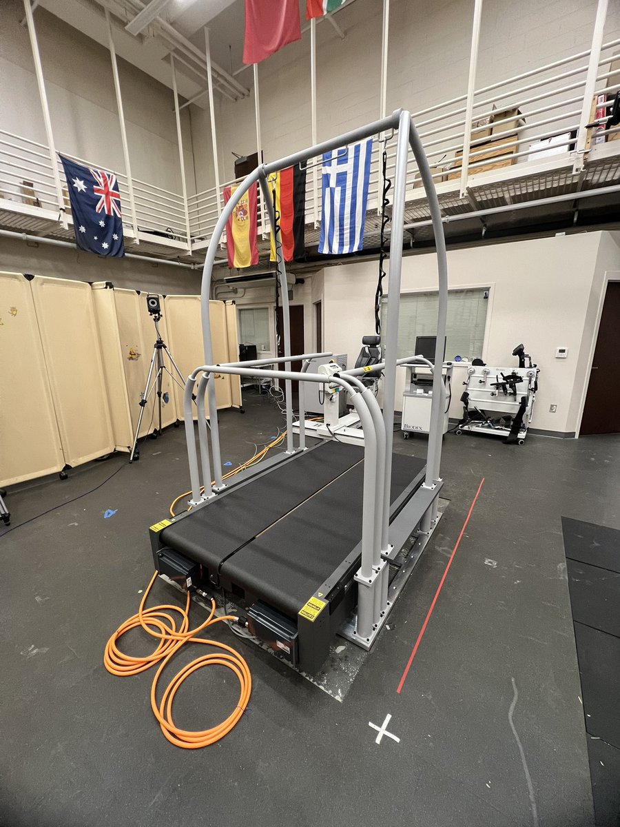 ChunHaoPHD's tweet photo. Bertec instrumented treadmill installation day 2 (complete) #bertec https://t.co/twDLdkmcMM