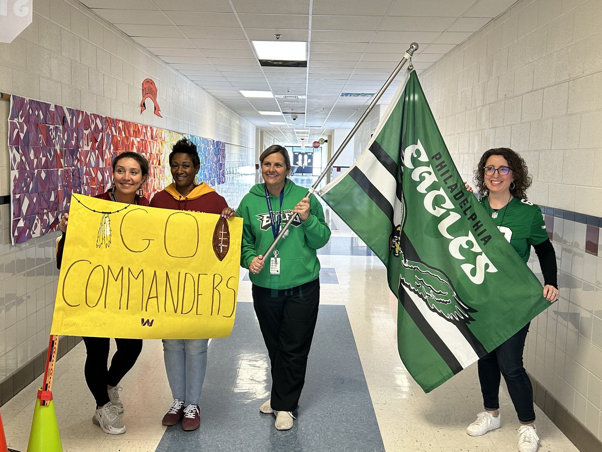Team spirit from some super fans <a href="/LCPSLegacy/">Legacy Elementary</a> ahead of the big NFC championship game Sunday!