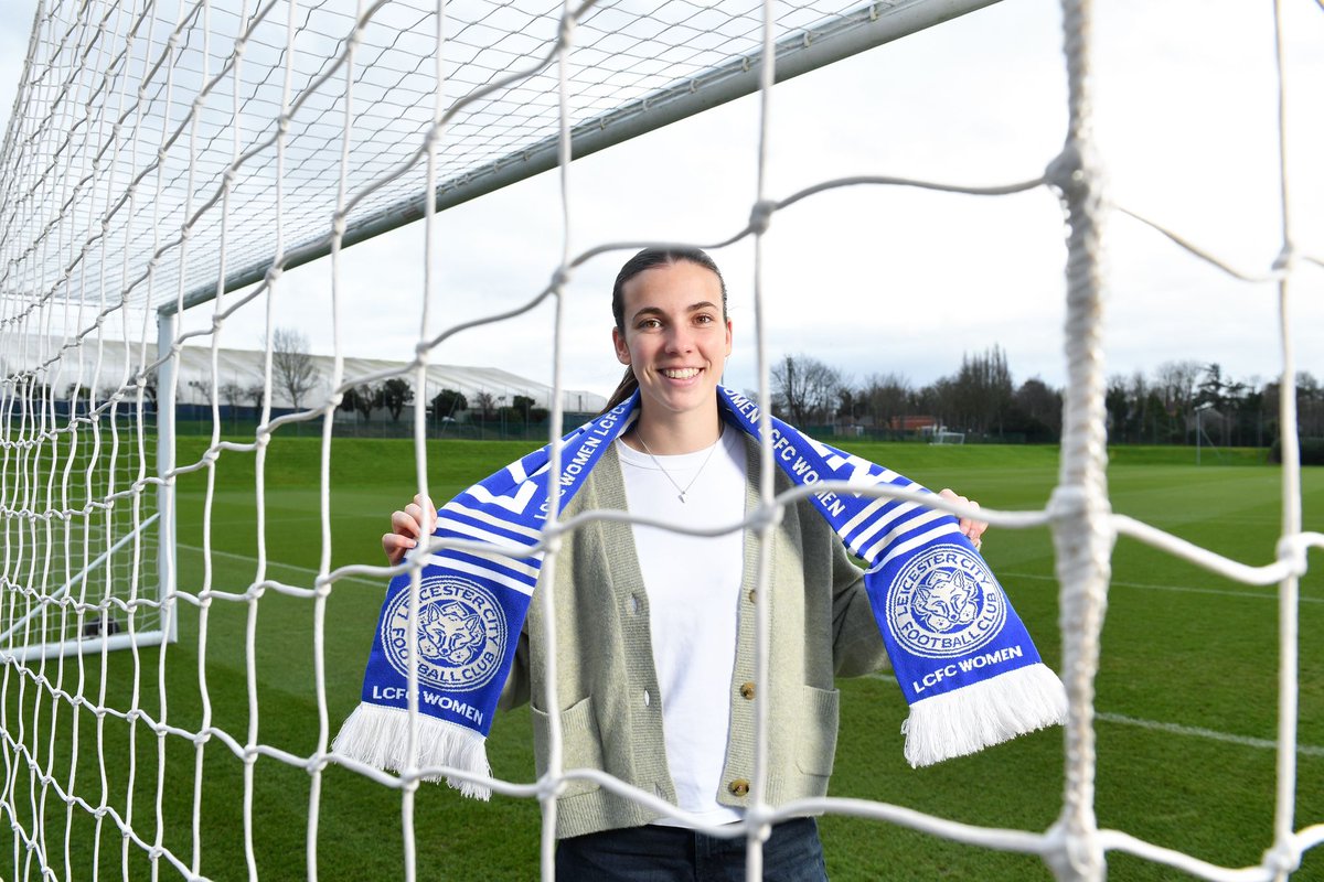 Complete_sg's tweet photo. Congratulations to client @livclark1_  on her Transfer from FC Twente to Leicester City, signing until the end of the 2025/26 season 🤝🏼💚 https://t.co/kjav6MiMU0