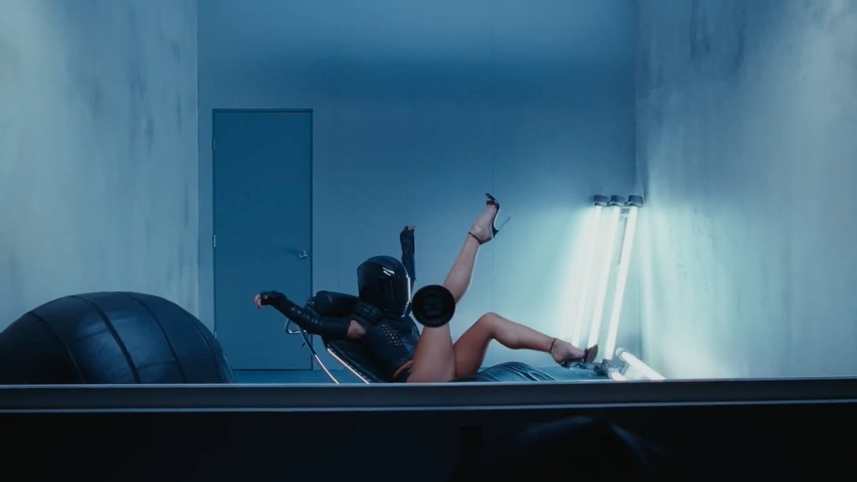 MTV's tweet photo. If you need a reminder that @tatemcrae is THAT GIRLLLL, just watch the video for "Sports car" 🚘 https://t.co/O2pSk4MldZ