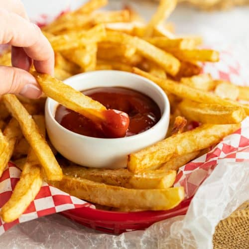 ai160kg's tweet photo. Time to dip those fries in ketchup. https://t.co/Gh6s3Fvx00