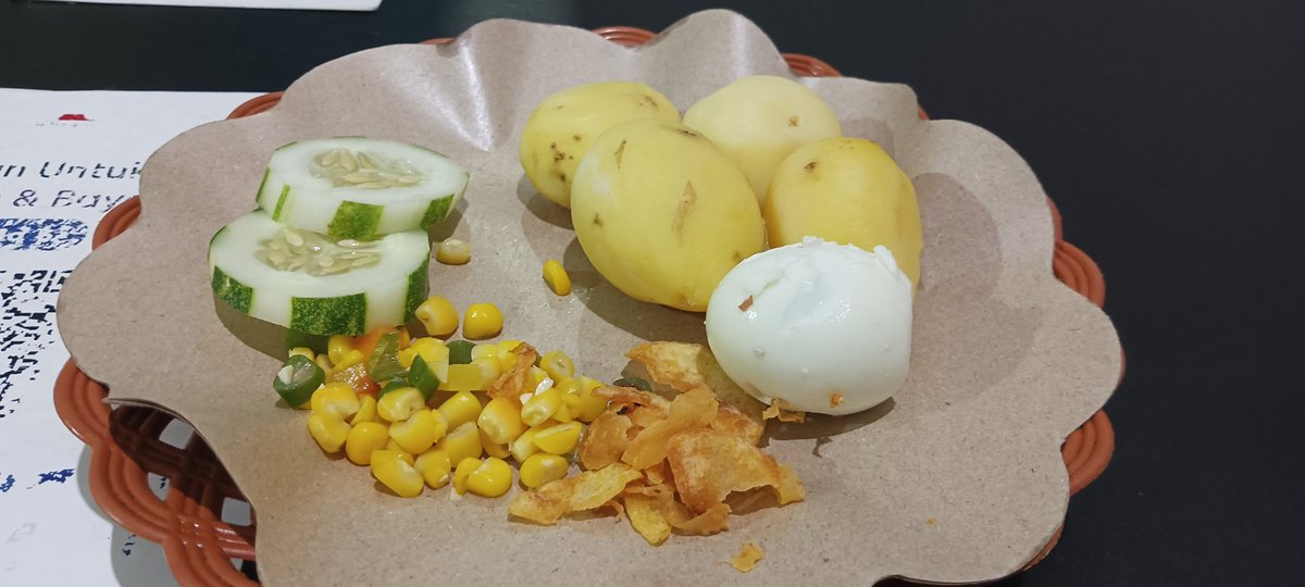 FANtastic674's tweet photo. But food earlier in the day. https://t.co/VtpON8W2UA