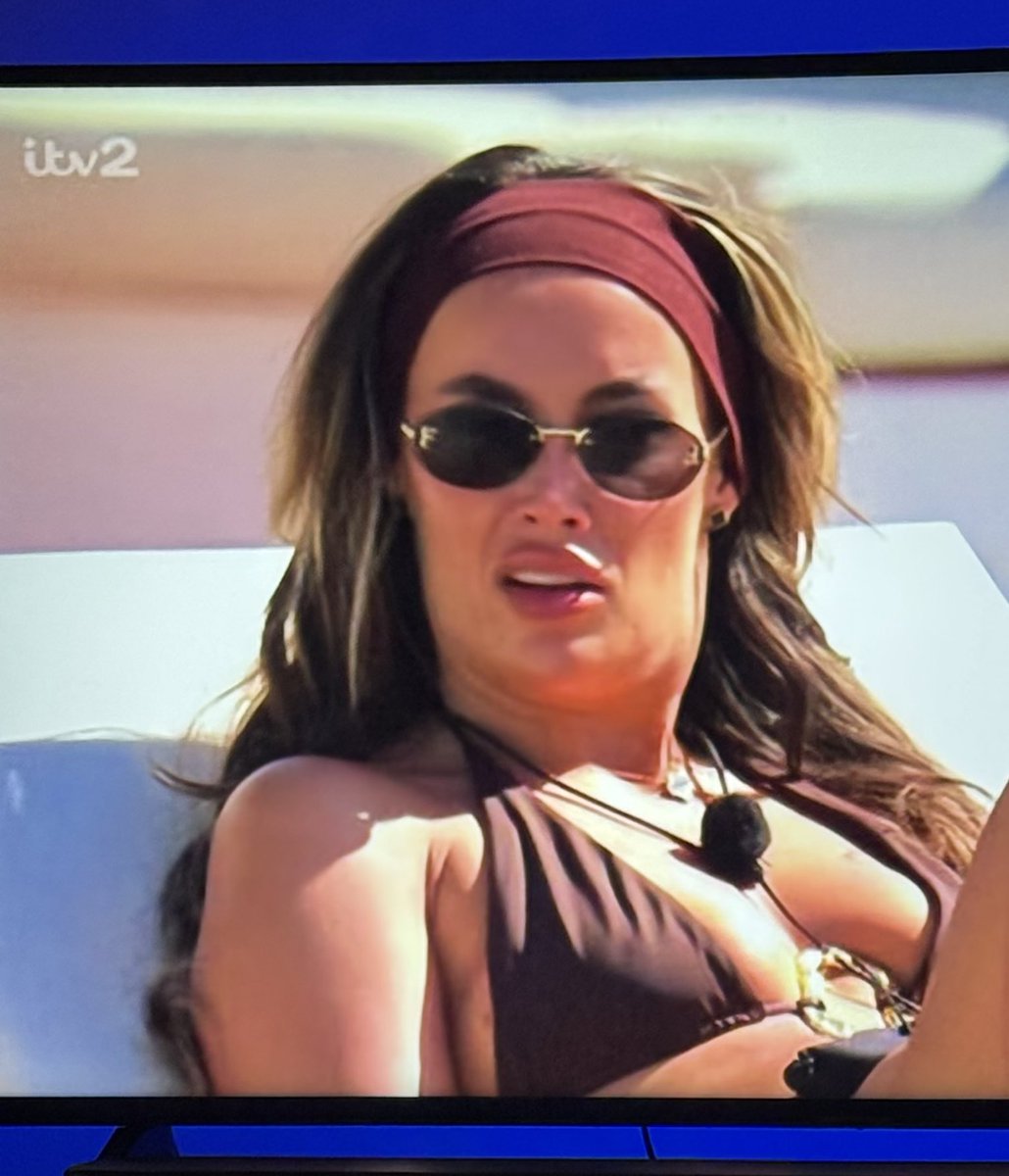 EdMatthewsUK's tweet photo. #LoveIslandAllStars https://t.co/aclVi8eI5n