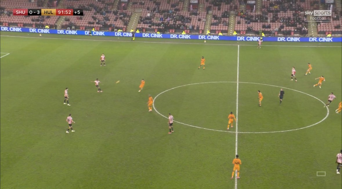 All Premier League day trippers went home early tonight 👀