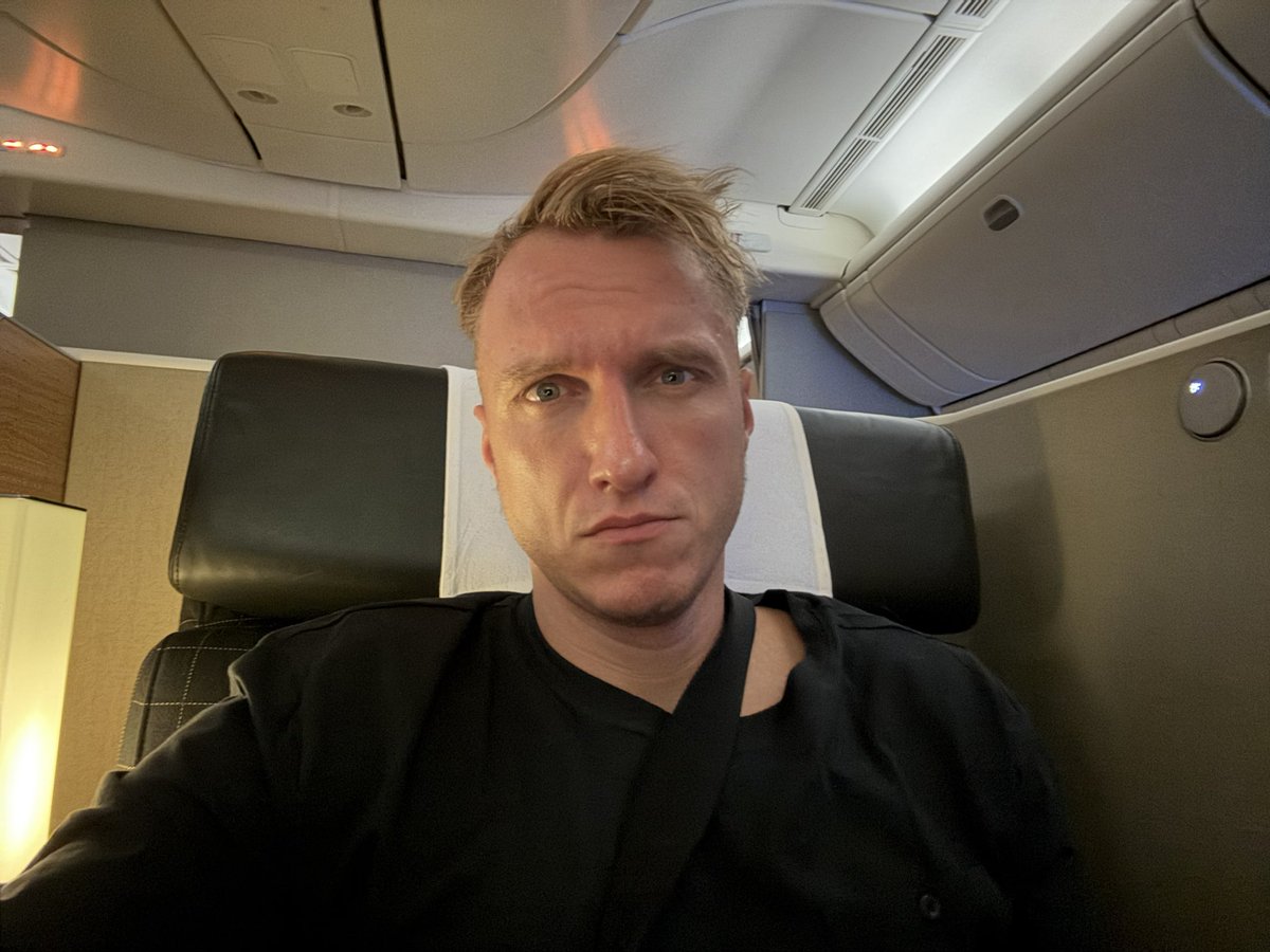 Flying from Zürich to Singapore. I have two questions: - WiFi please work - Bitcoin  Price please go sideways for 12 hours