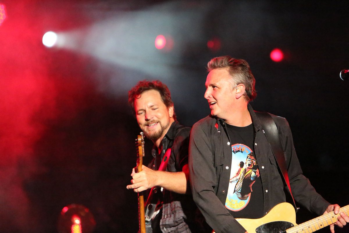 PearlJam's tweet image. Big Day Out. Sydney, Australia - Jan 26th, 2014

📸: Karen Loria