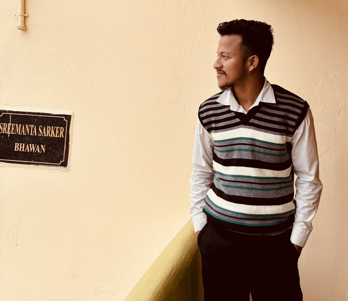 AsomChiranjit's tweet photo. মই , যেতিয়া একধৰণৰ একাকীত্ব হও… তেতিয়া নিজান ঠাইত মৌন হৈ থমকি ৰৈ প্ৰকৃতিৰ লগত কথা পাতো । https://t.co/MNeK1CDS3B