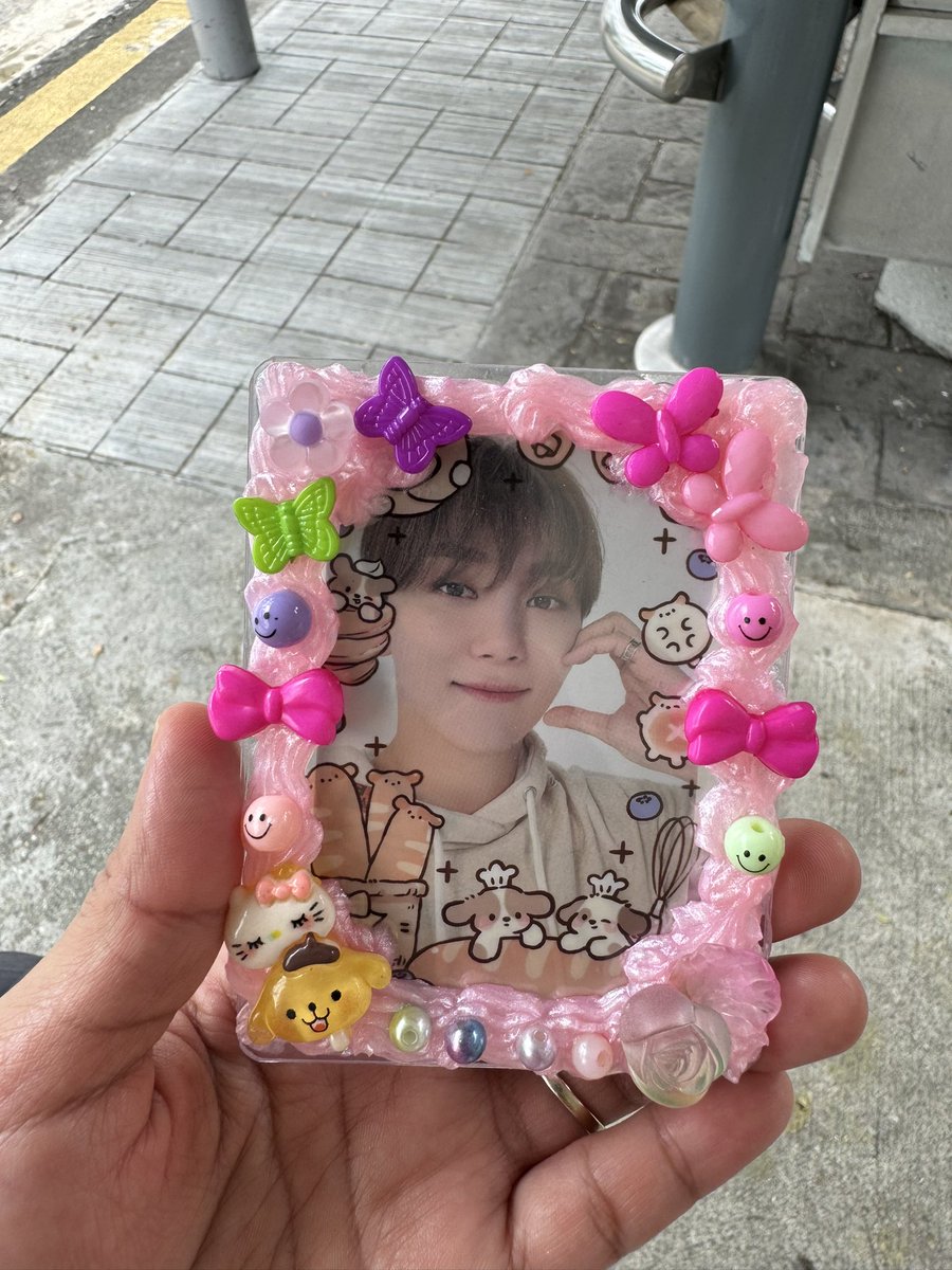 Admin 🍊 is on her way! 
Just say the code: Power up boo!~ 

FCFS basis. See you carats💎🩷🩵

#SEVENTEEN_RIGHT_HERE_IN_SINGAPORE 
#SVTinSG 
#17RightHereInSG