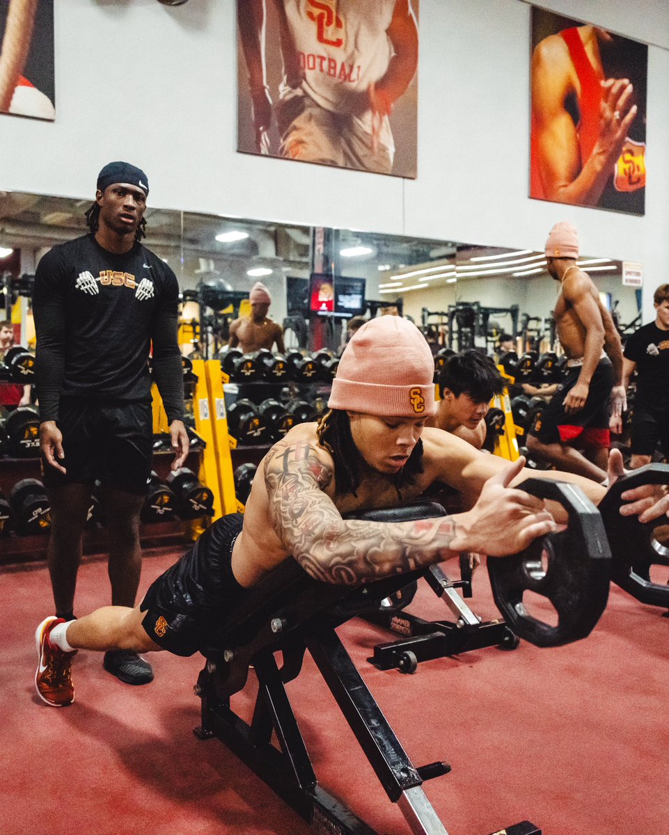 Corey Simms ⭐️⭐️⭐️⭐️ tweet media