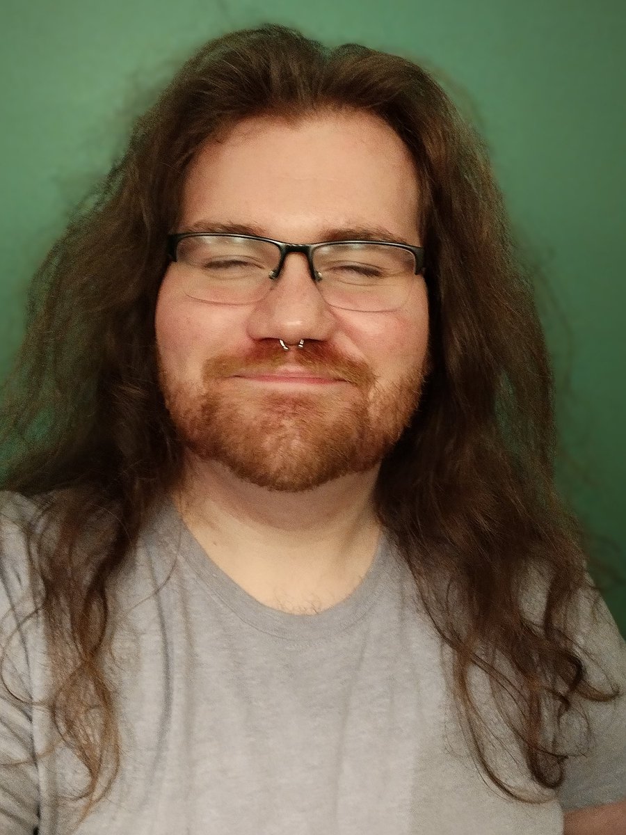 mozisntback's tweet photo. new pinned FINALLY

-22
-he/him
-nerdy
-pansexual
-switch https://t.co/8eZncieUOP