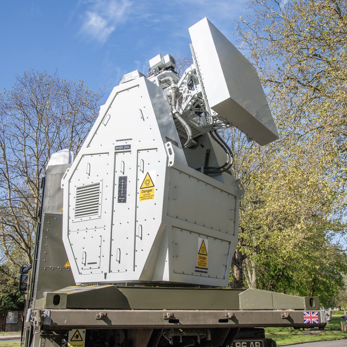 F.Mackenzie 约克.小汽车. 嘟嘟 tweet media